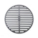 Large cast iron grid met een witte achtergrond